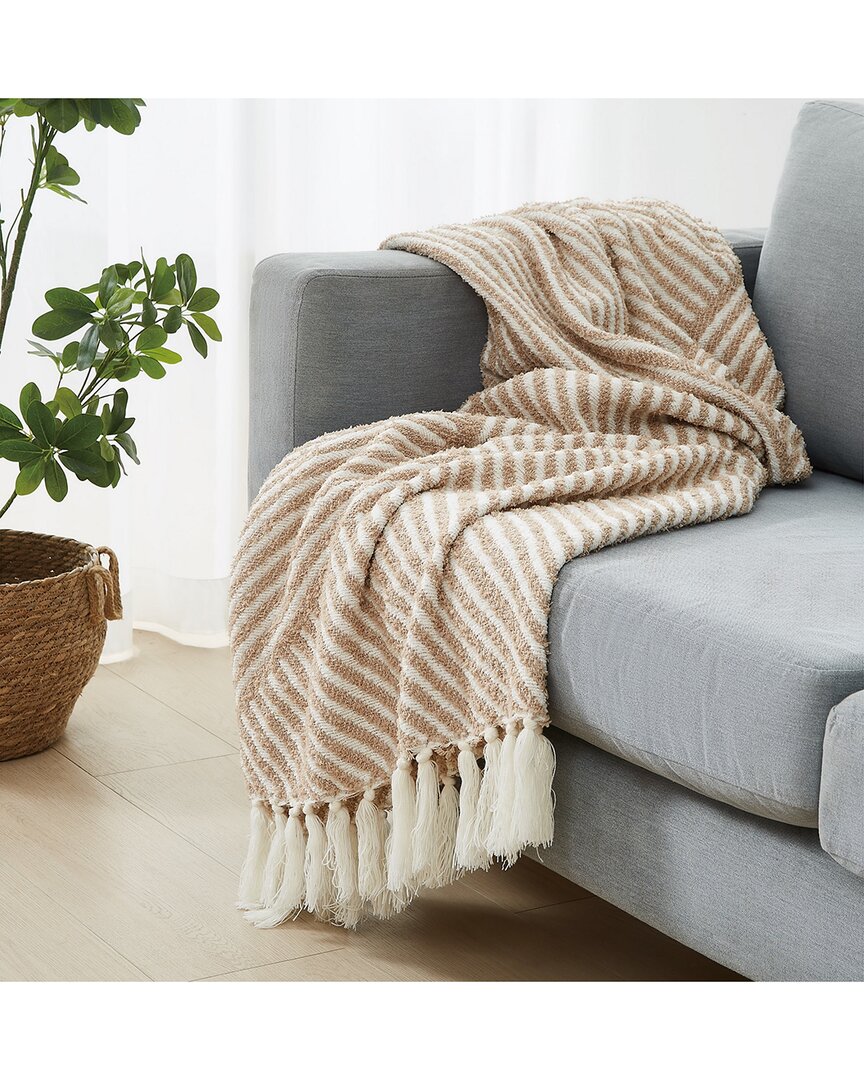 Brooklyn Loom Diagonal Chenille Stripe Throw In Neutral