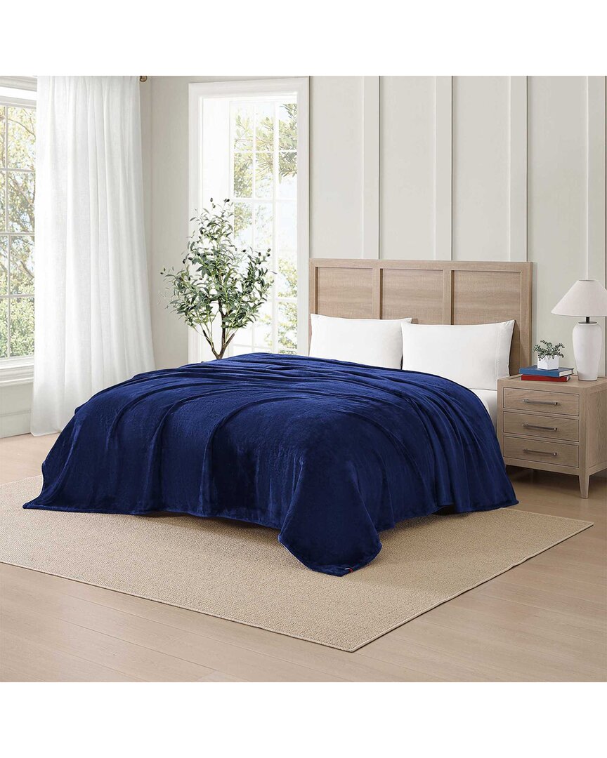 Tommy Hilfiger Th Solid Plush Blanket