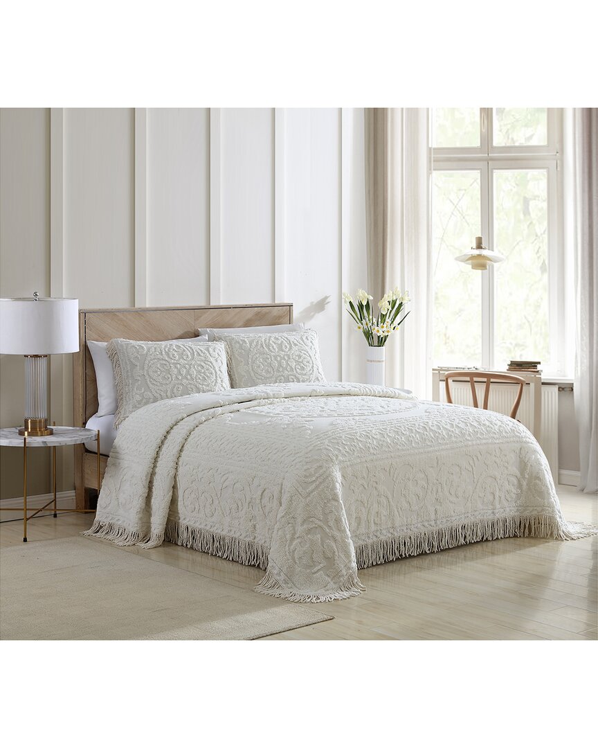 Beatrice Home Fashions Medallion Chenille Bedspread In Ivory