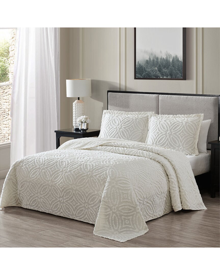 Beatrice Home Fashions Alicia Wedding Chenille Bedspread In Ivory
