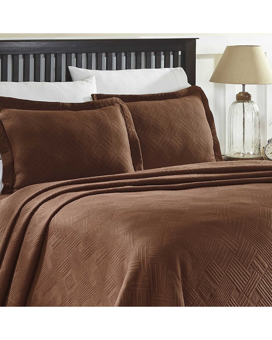 Superior Geometric Fret Cotton Jacquard Matelasse Scalloped Bedspread Set In Brown
