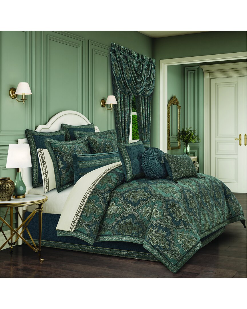 J Queen New York J. Queen New York Nancy Comforter Set
