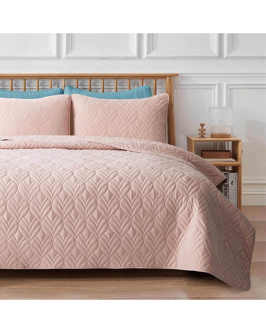 Unikome Quilted Reversible Coverlet Set In Pink