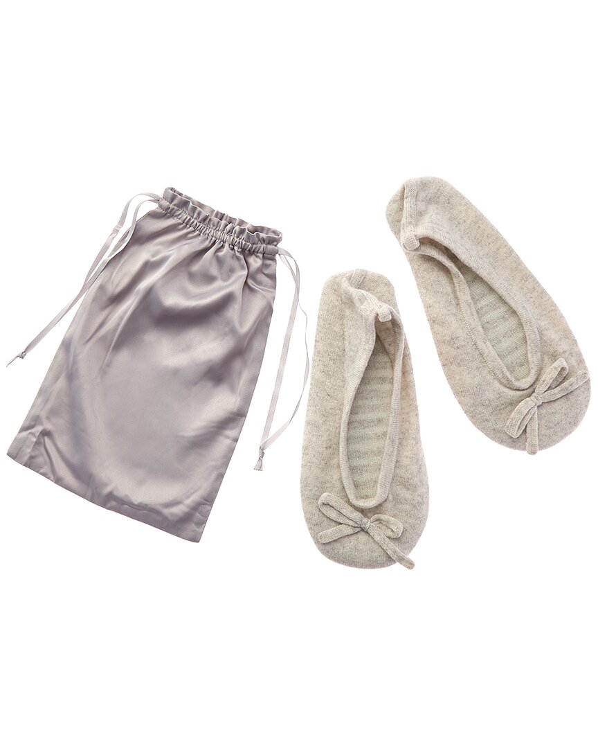 Sofia Cashmere Sofiacashmere Cashmere Knitted Ballet Slipper With Drawstring Pouch In Neutral