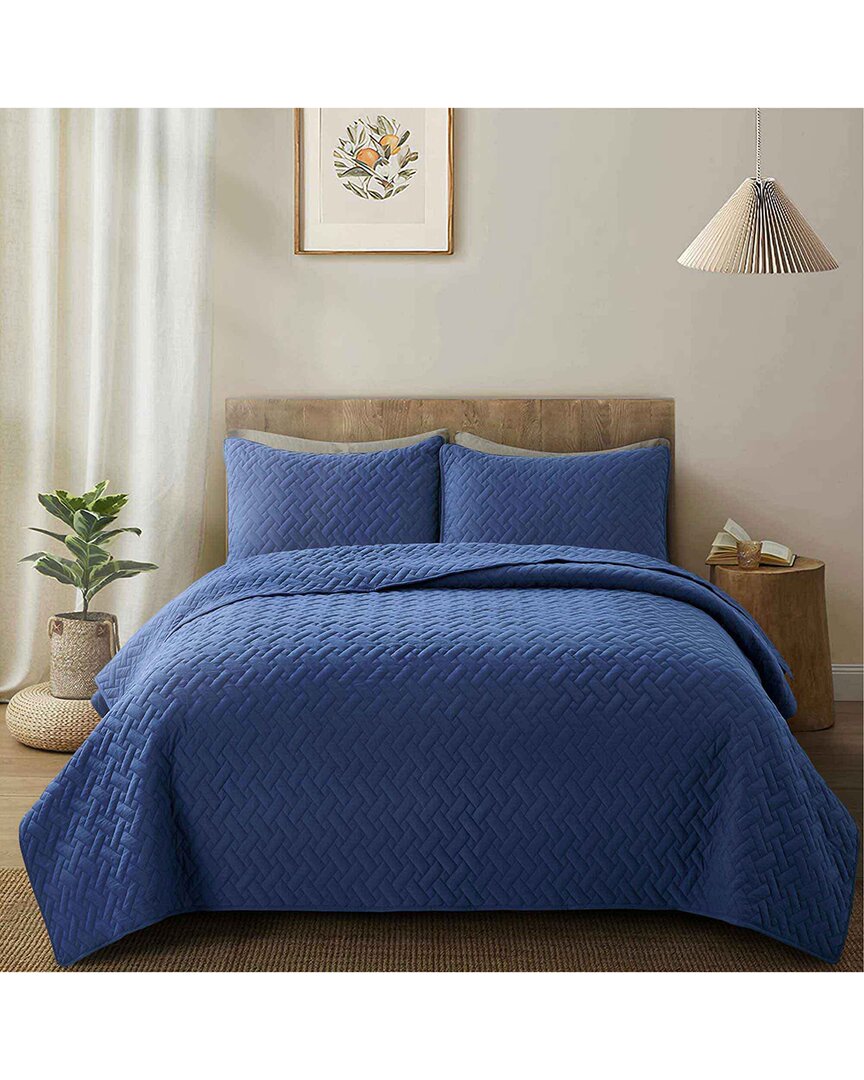Unikome Quilted Reversible Coverlet Set In Navy