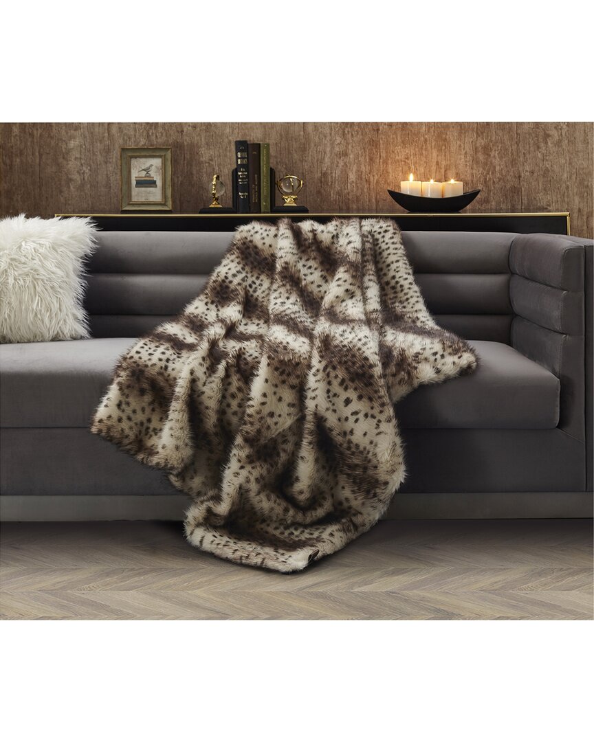 Inspired Home Cambria Fuzzy Throw