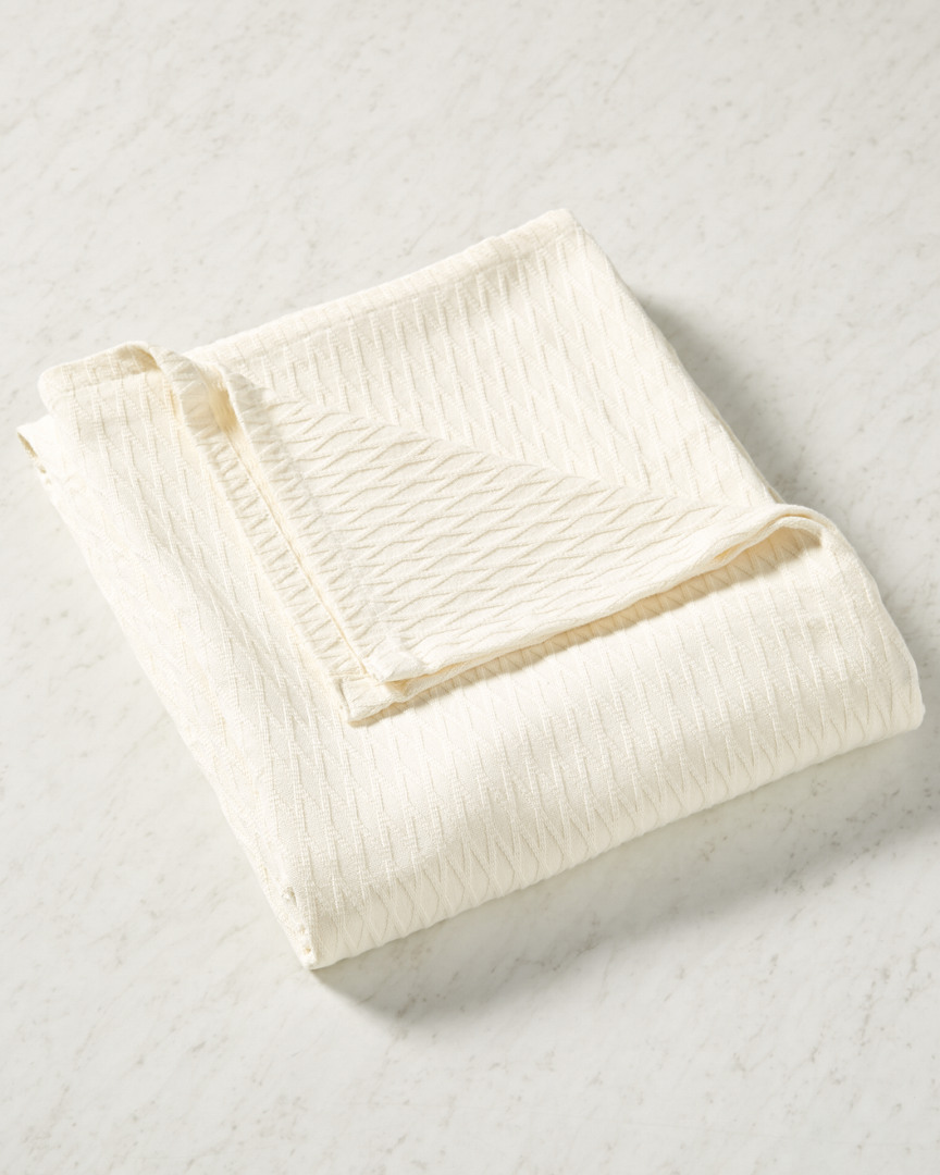 Superior Breathable Ultra-soft All-season Diamond Blanket