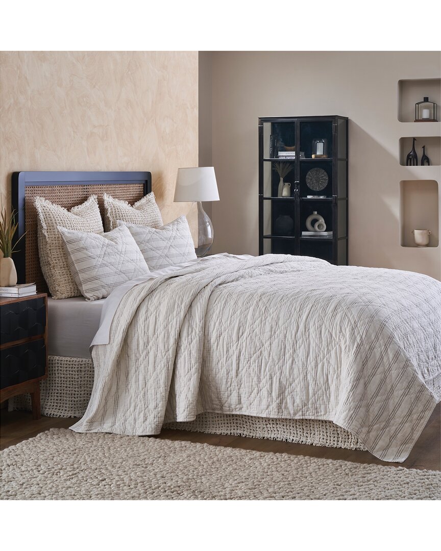 Amity Home Henry Queen Size Linen Quilt In Neutral