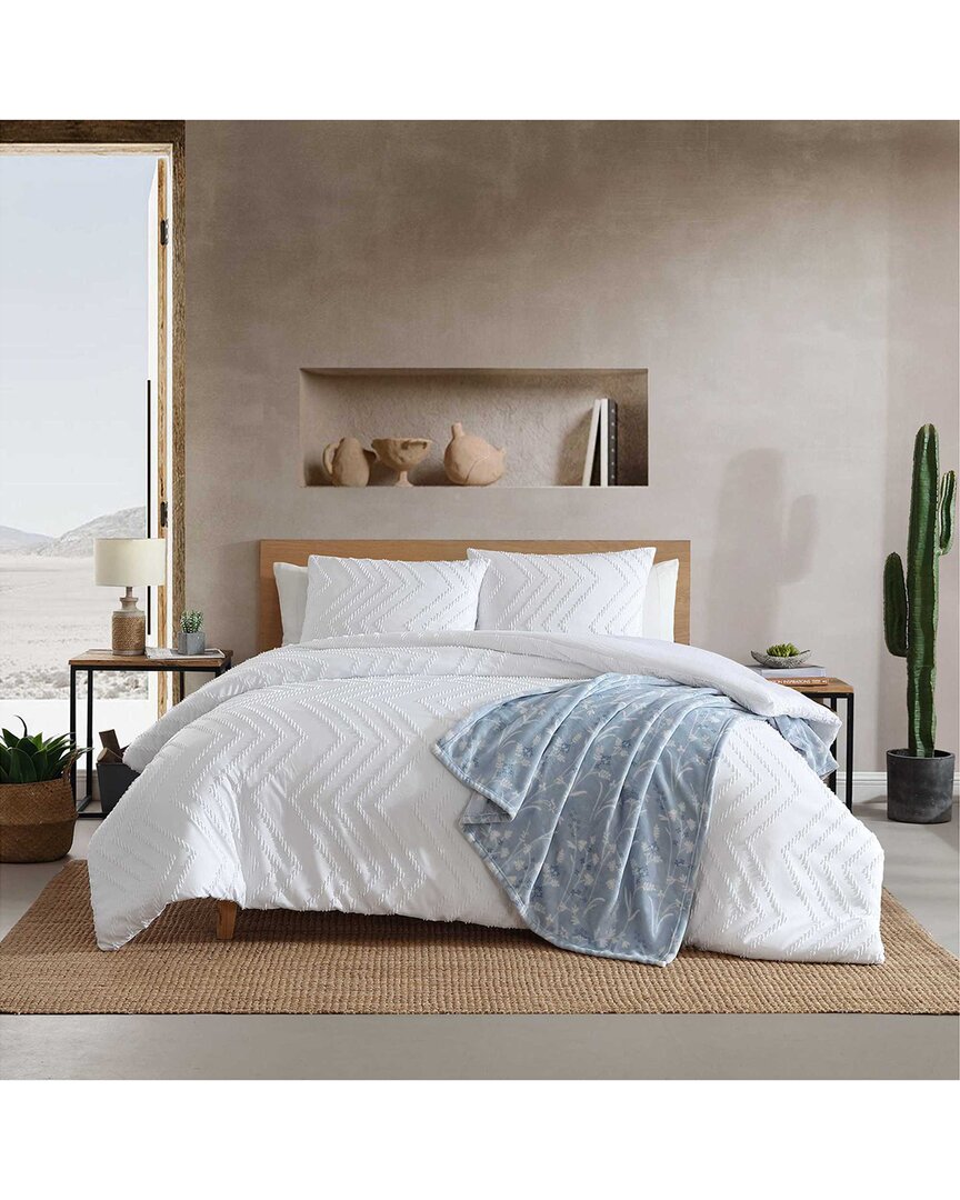 Shop Wrangler Prairie Zig Zag Chenille Jacquard Comforter Bedding Set