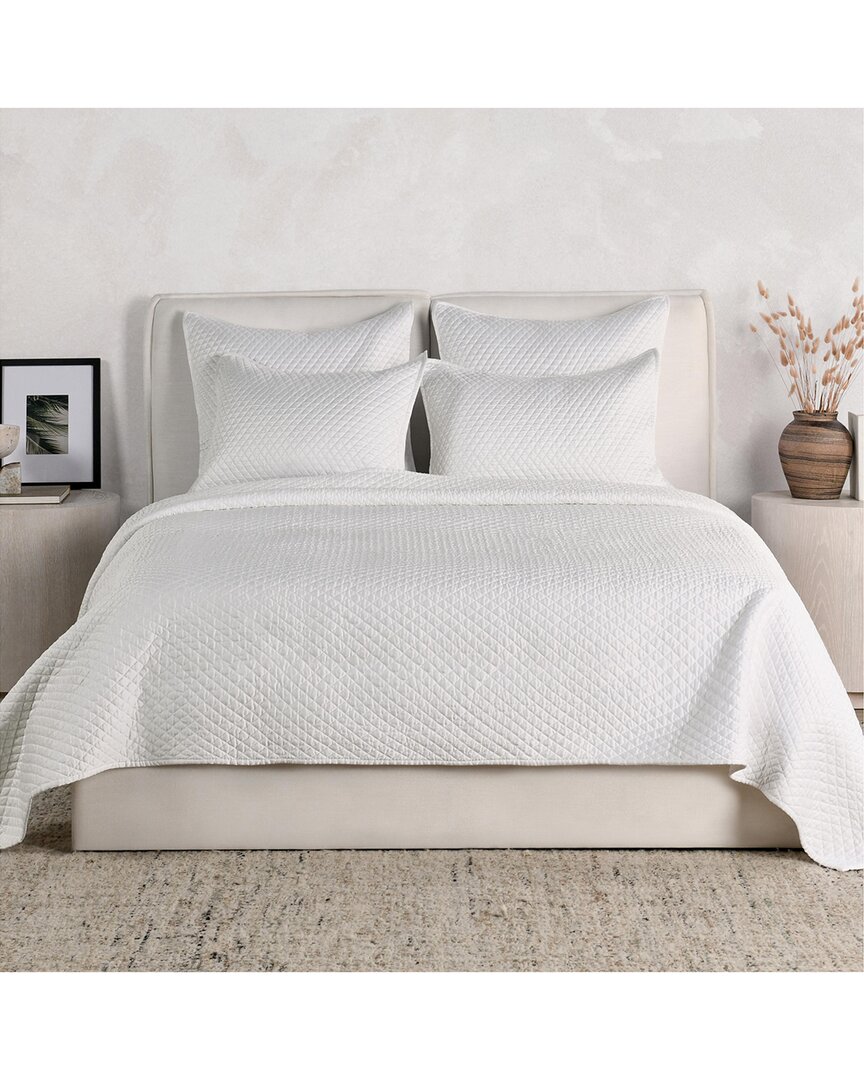 Villa By Classic Home Winthrop Sateen Quilt In White