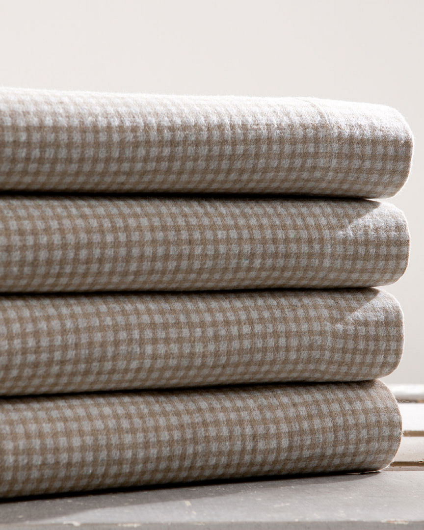 Belle Epoque Heather Gingham Flannel Sheet Set In Neutral