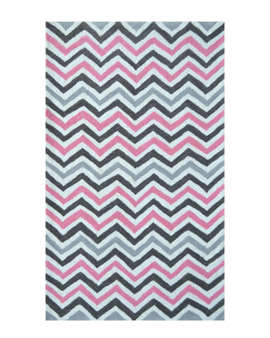 R16 Chevy Hand-made Contemporary Rug