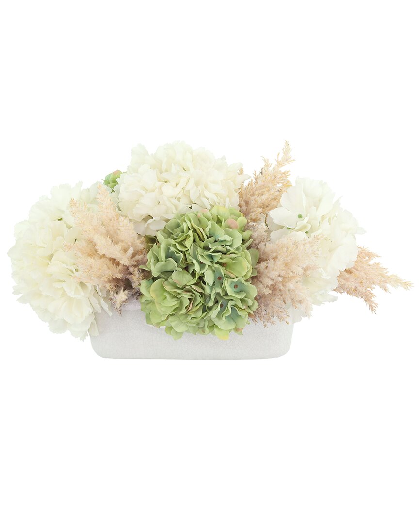 Creative Displays Spring Centerpiece With Hydrange