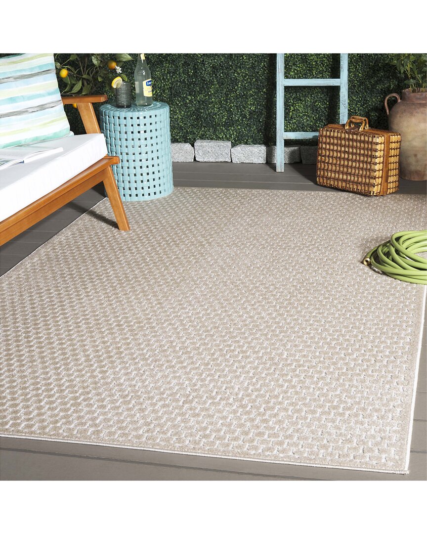 Safavieh Stella Luma Power-loomed Indoor/outdoor Rug In Neutral