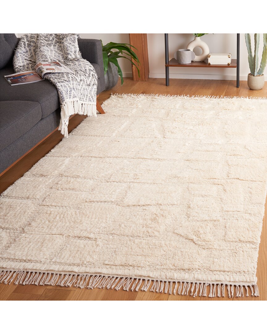 Safavieh Kenya Handwoven Wool-blend Rug In Ivory
