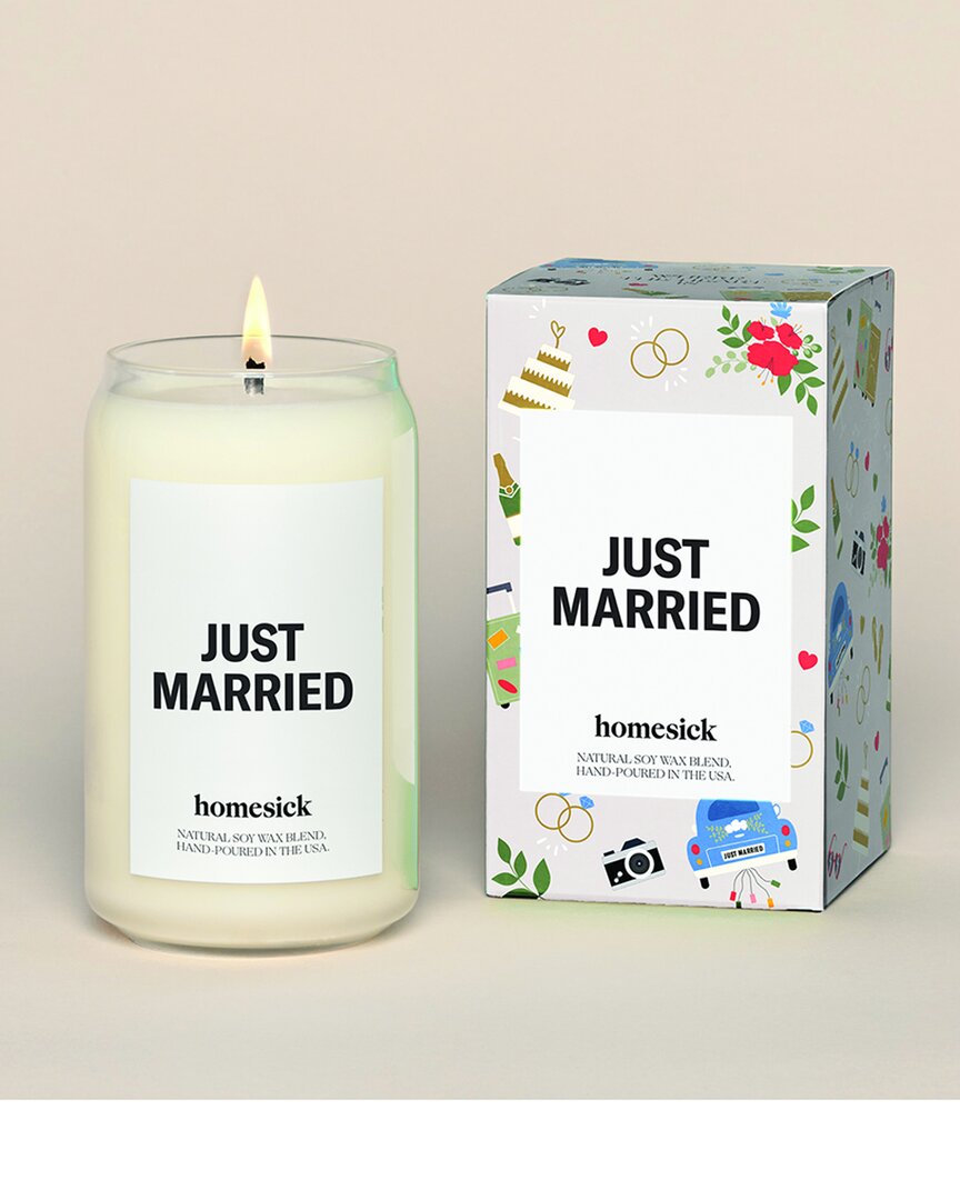 HOMESICK HOMESICK JUST MARRIED SCENTED CANDLE 