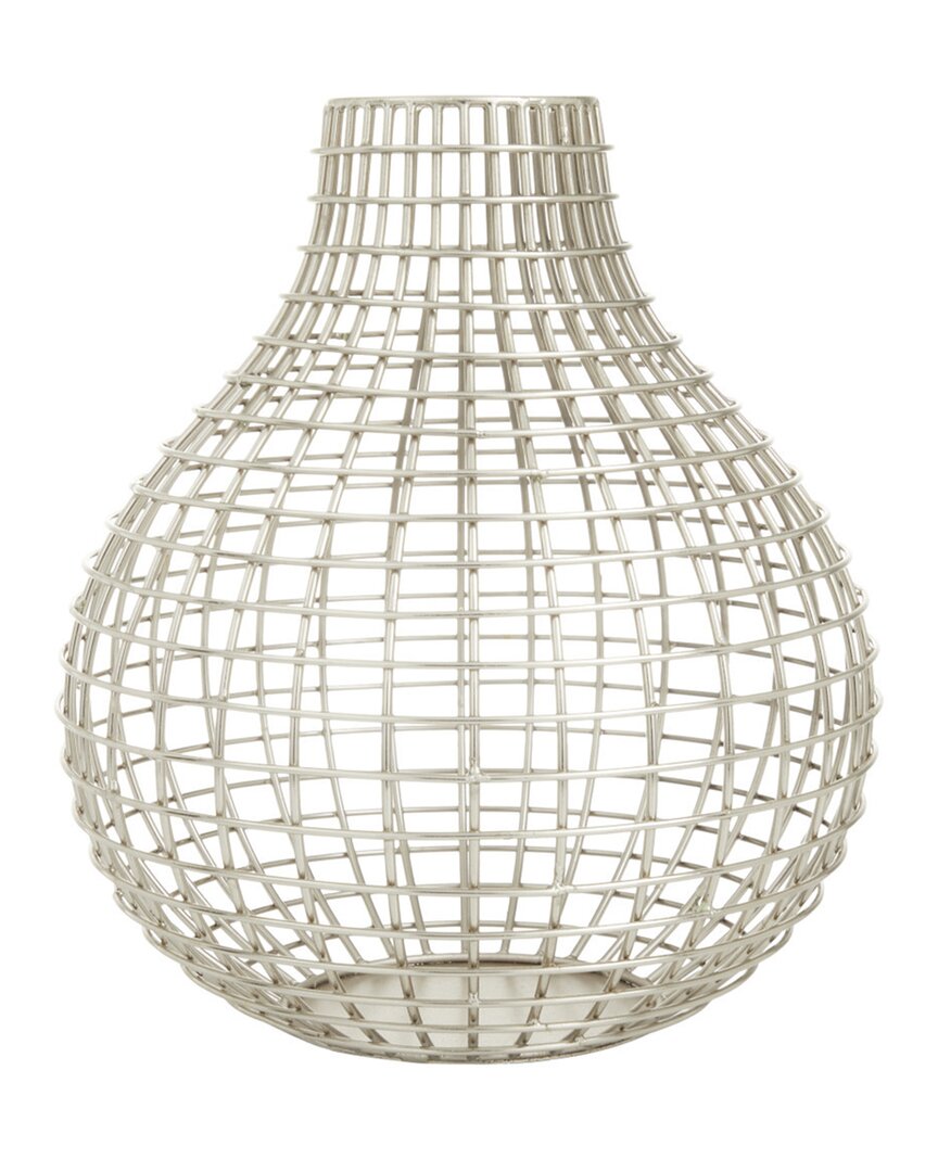 Cosmoliving By Cosmopolitan Modern Vase In Silver