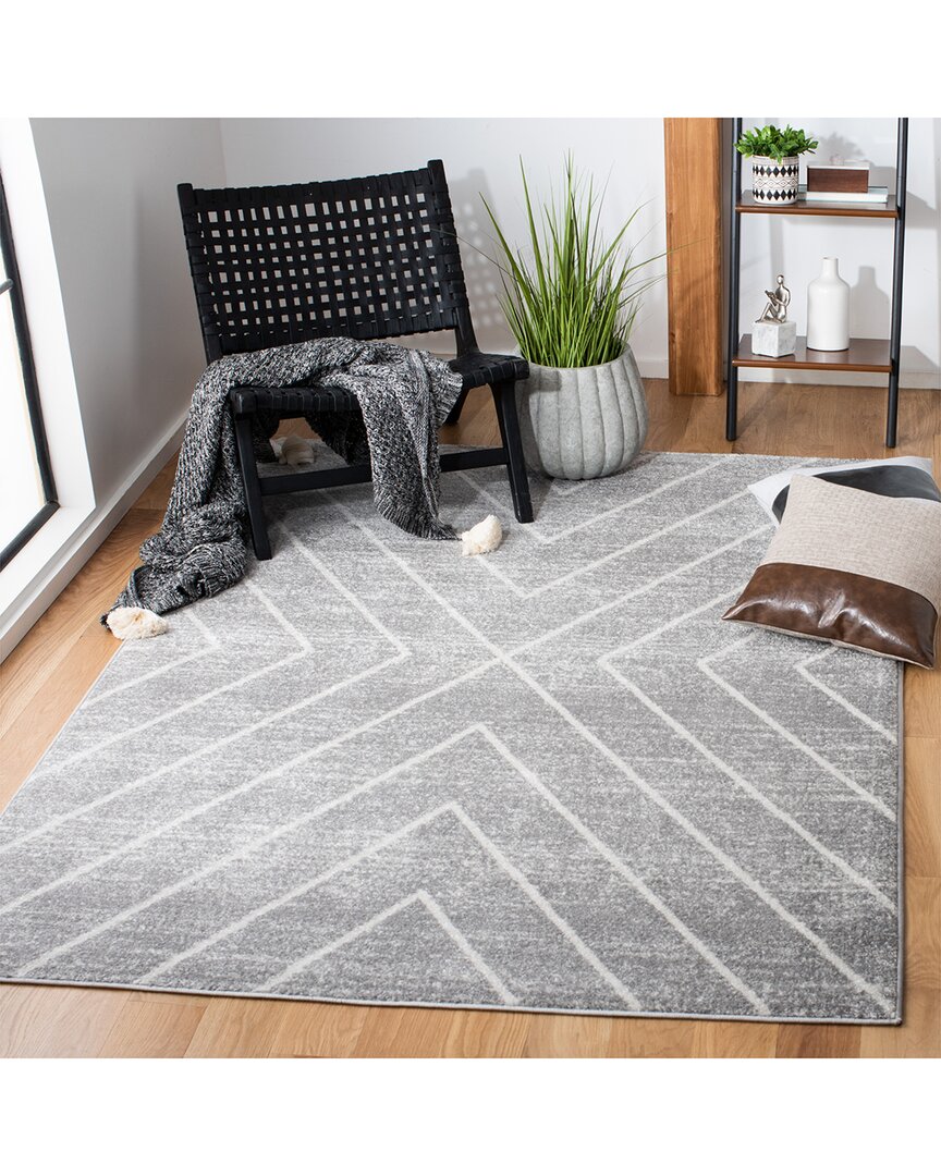 Safavieh Adirondack Nahla Power Loomed Rug Grey / Ivory In Gray