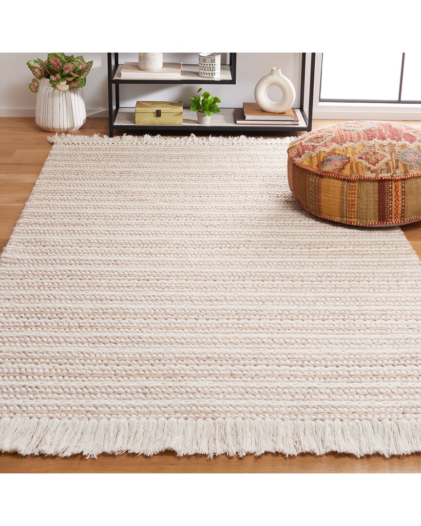 Safavieh Natura Wool Rug