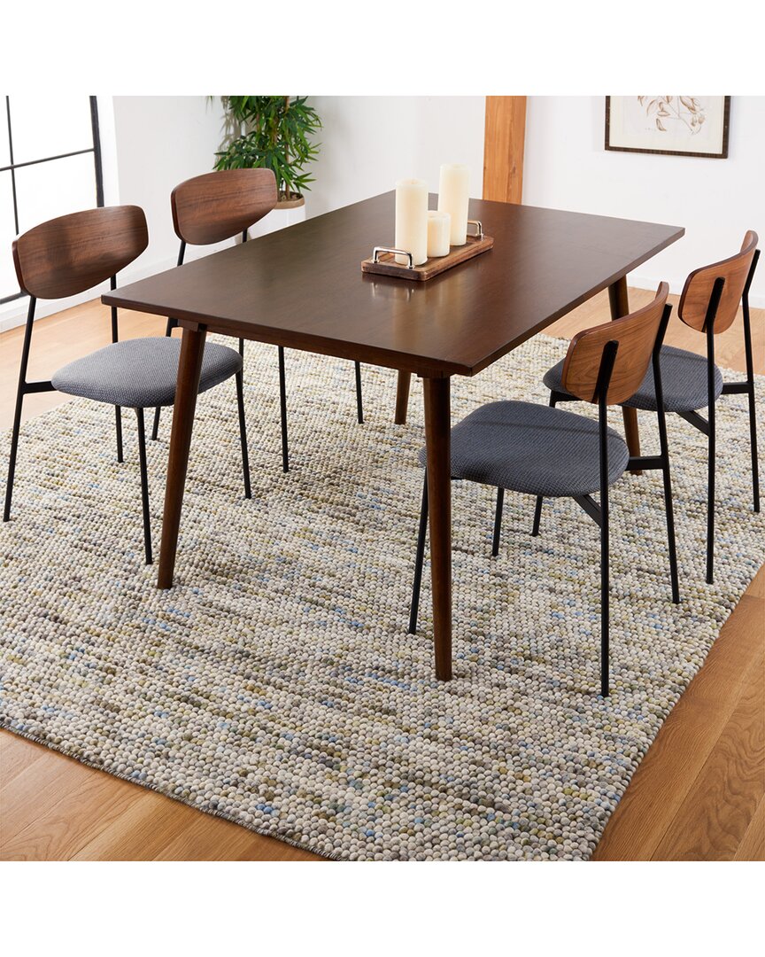 Safavieh Natura Wool Rug