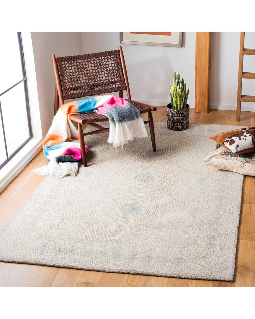 Safavieh Micro-loop Hand-tufted Rug