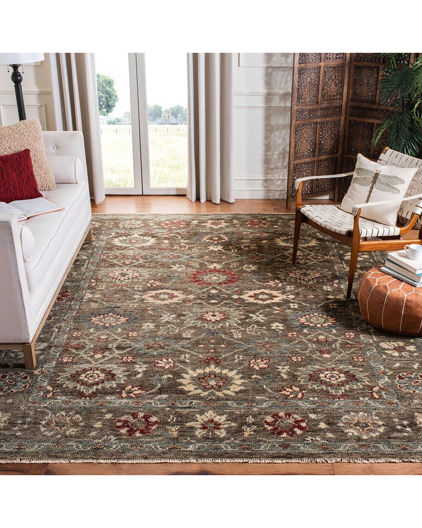 Safavieh Samarkand Hand Knotted Wool Rug In Brown