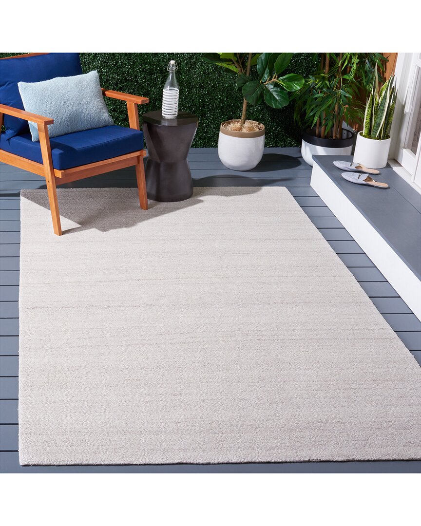 Safavieh Outdoor Micro-loop Glacier Hand Tufted Indoor/outdoor Rug