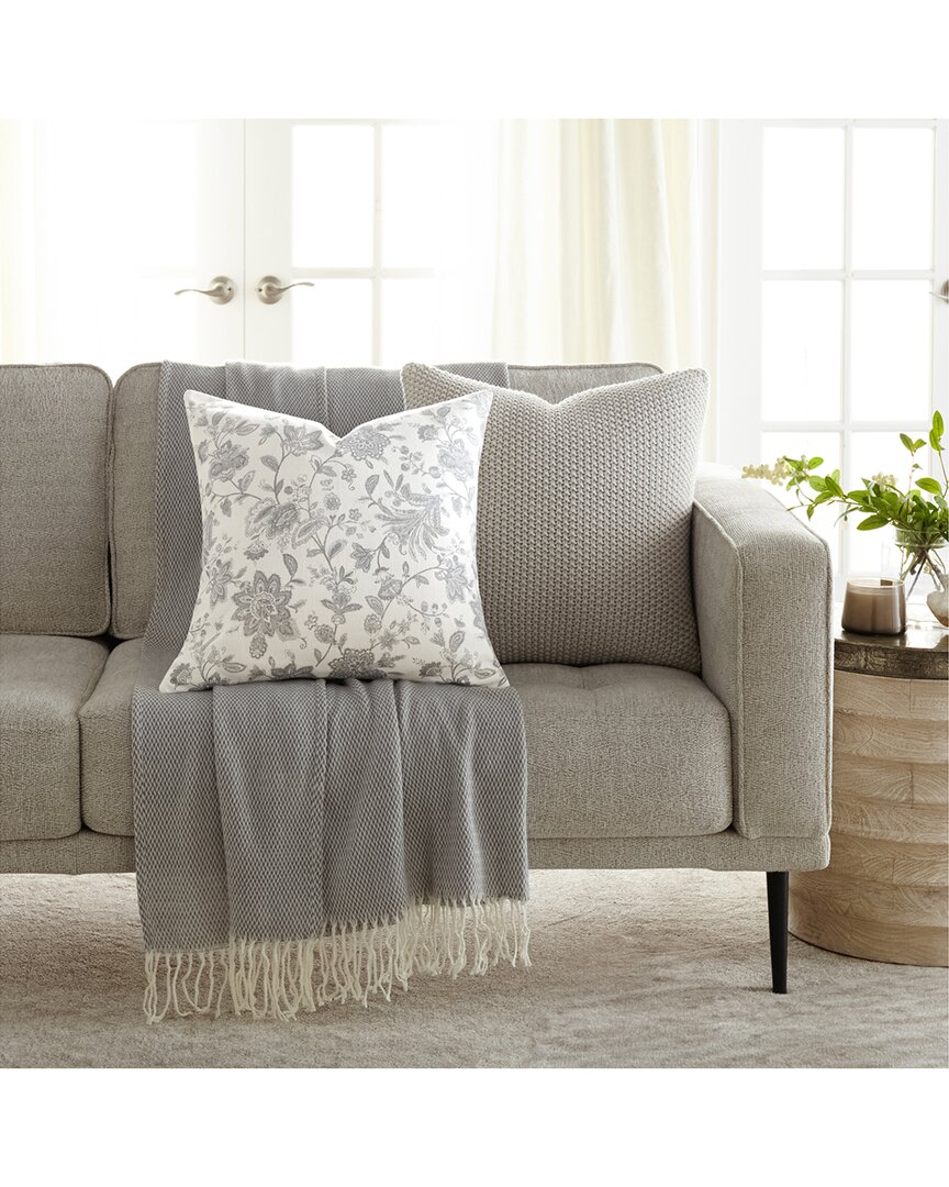 Home Collection Pack Of 2 Patterned Throw Pillows In Grey