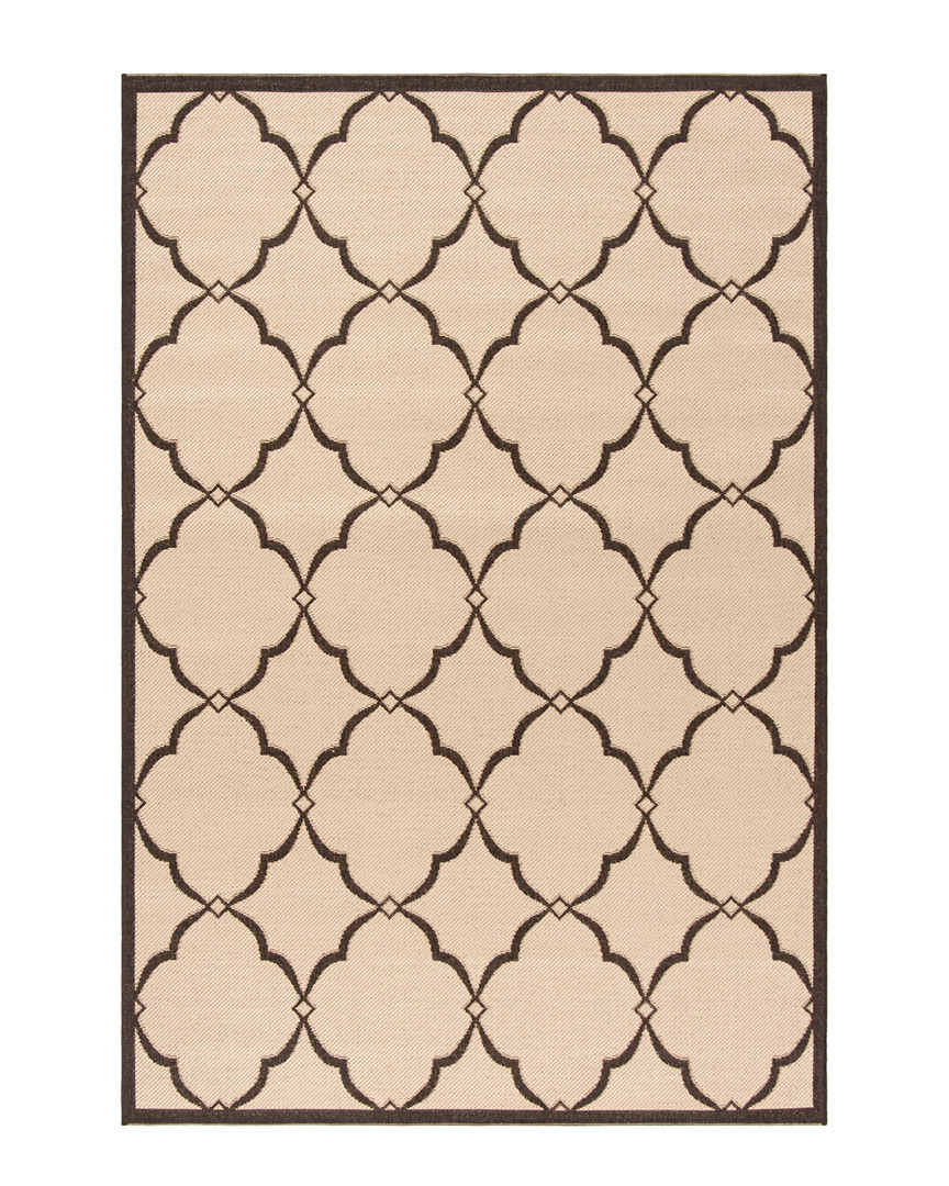 Safavieh Beach House Indoor/outdoor Rug In Cream