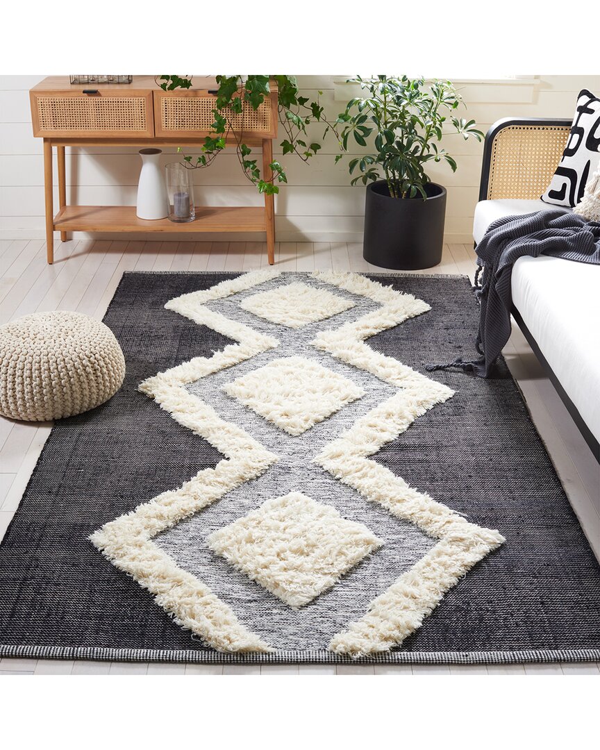 Safavieh Kenya Hand Loomed Wool-blend Rug In Ivory
