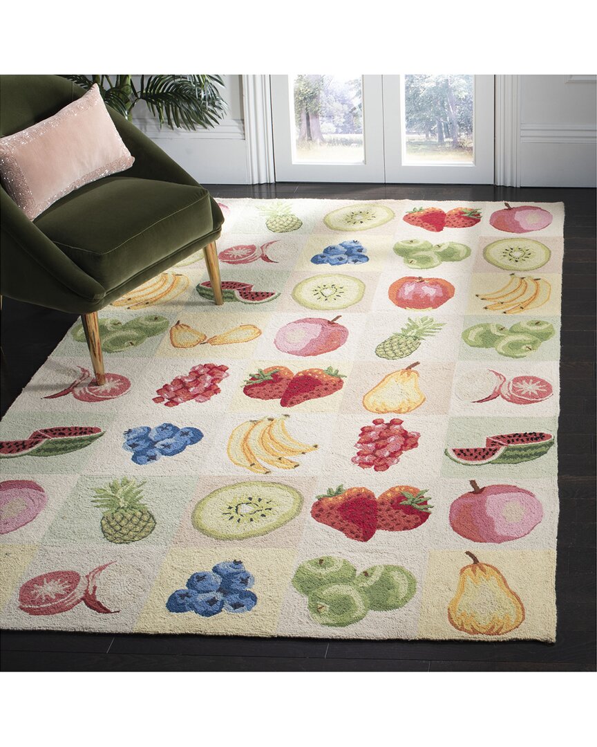 Safavieh Chelsea Fruit Lovers Hand Hooked Wool Rug In White